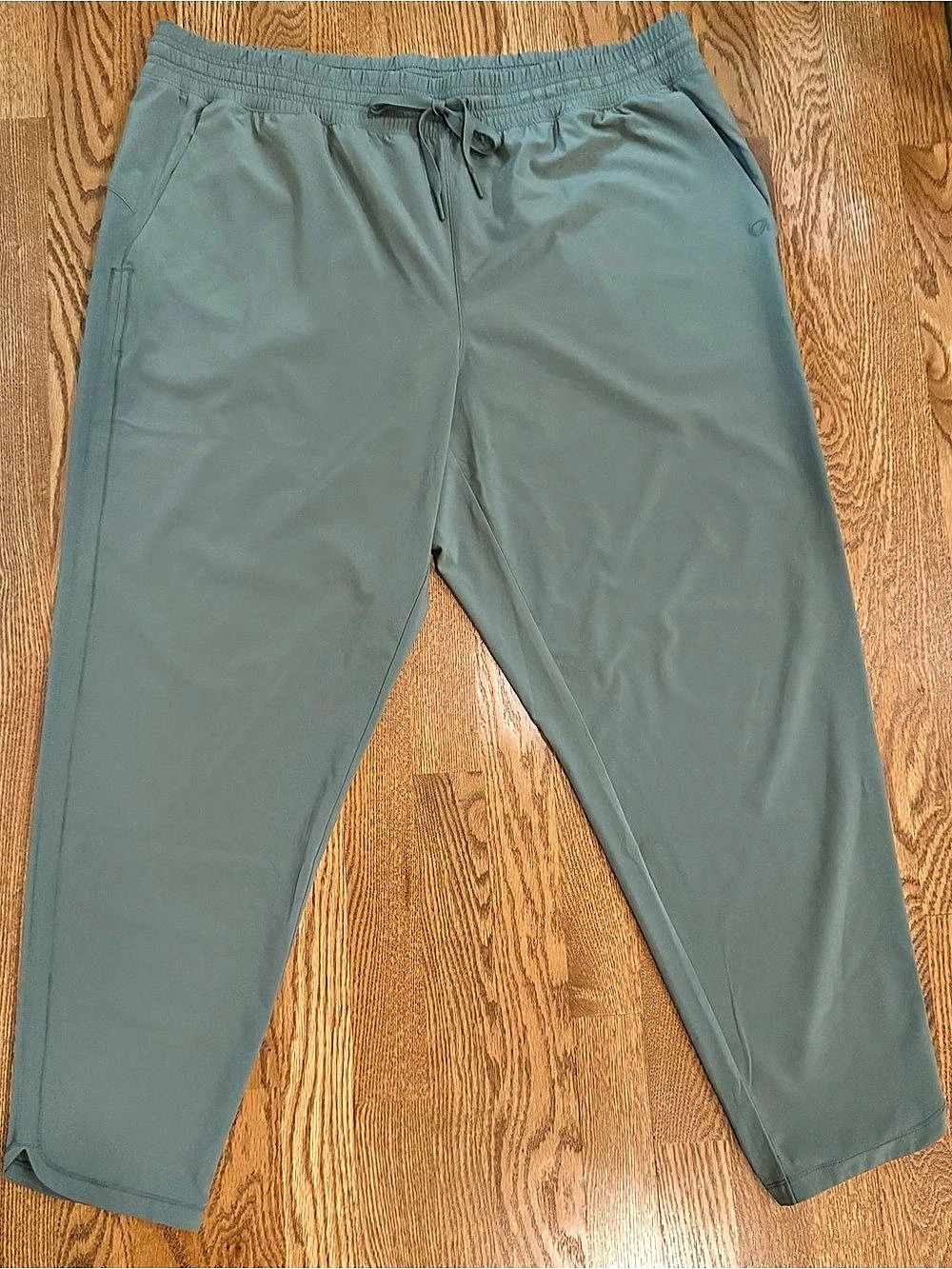 GapFit Women's XL Sage Green Drawstring Jogger Ankle Pants